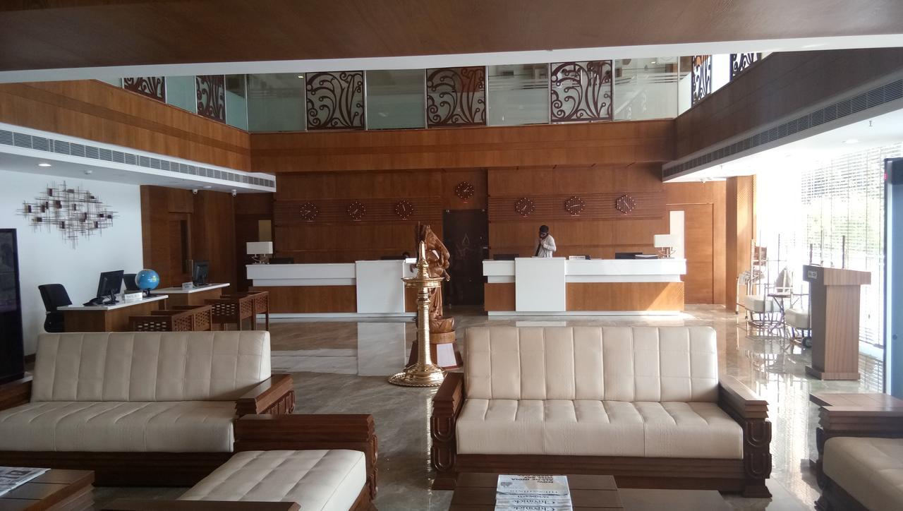 Hotel Karthika Park Kazhakuttam Kültér fotó
