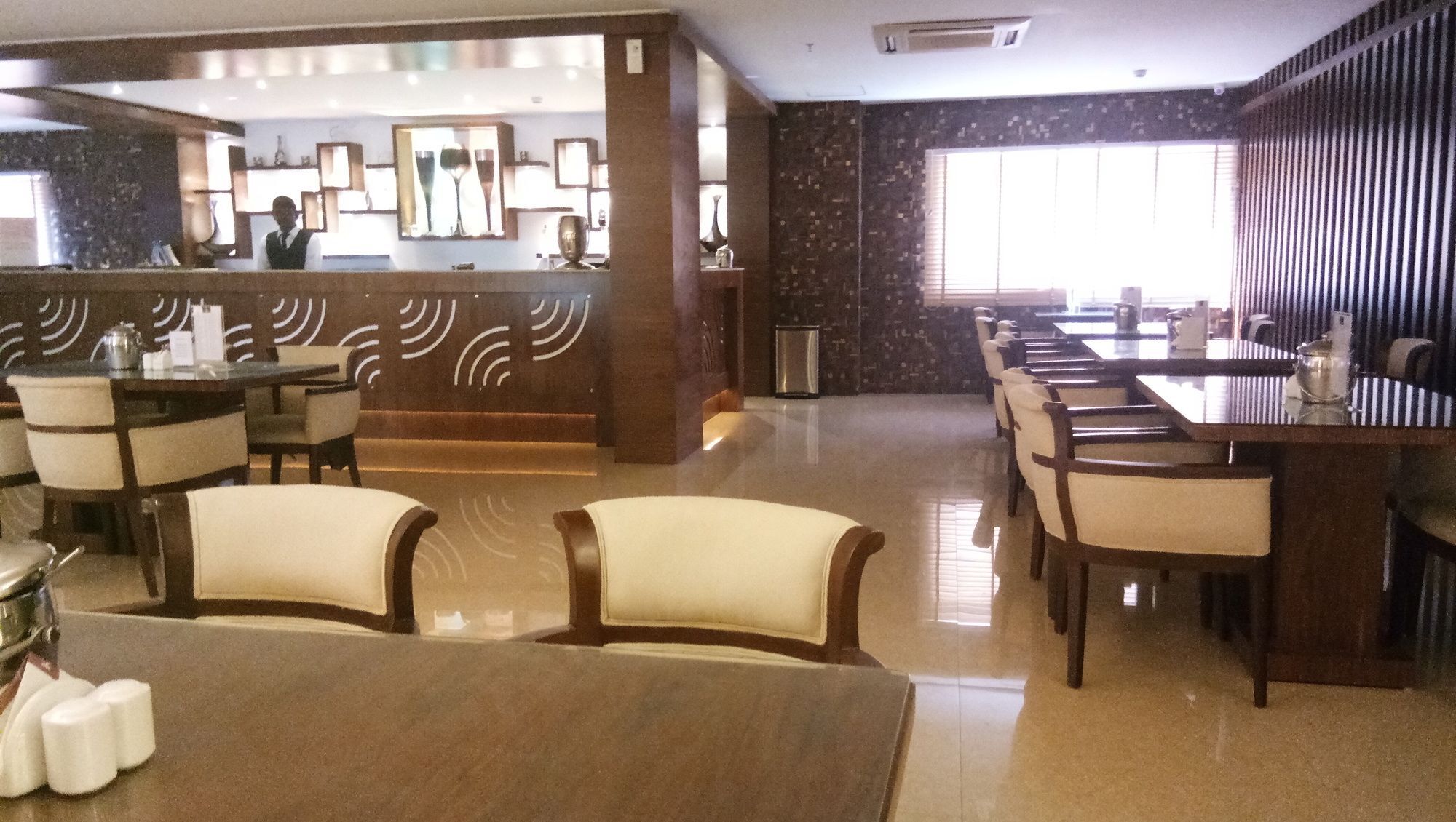 Hotel Karthika Park Kazhakuttam Kültér fotó