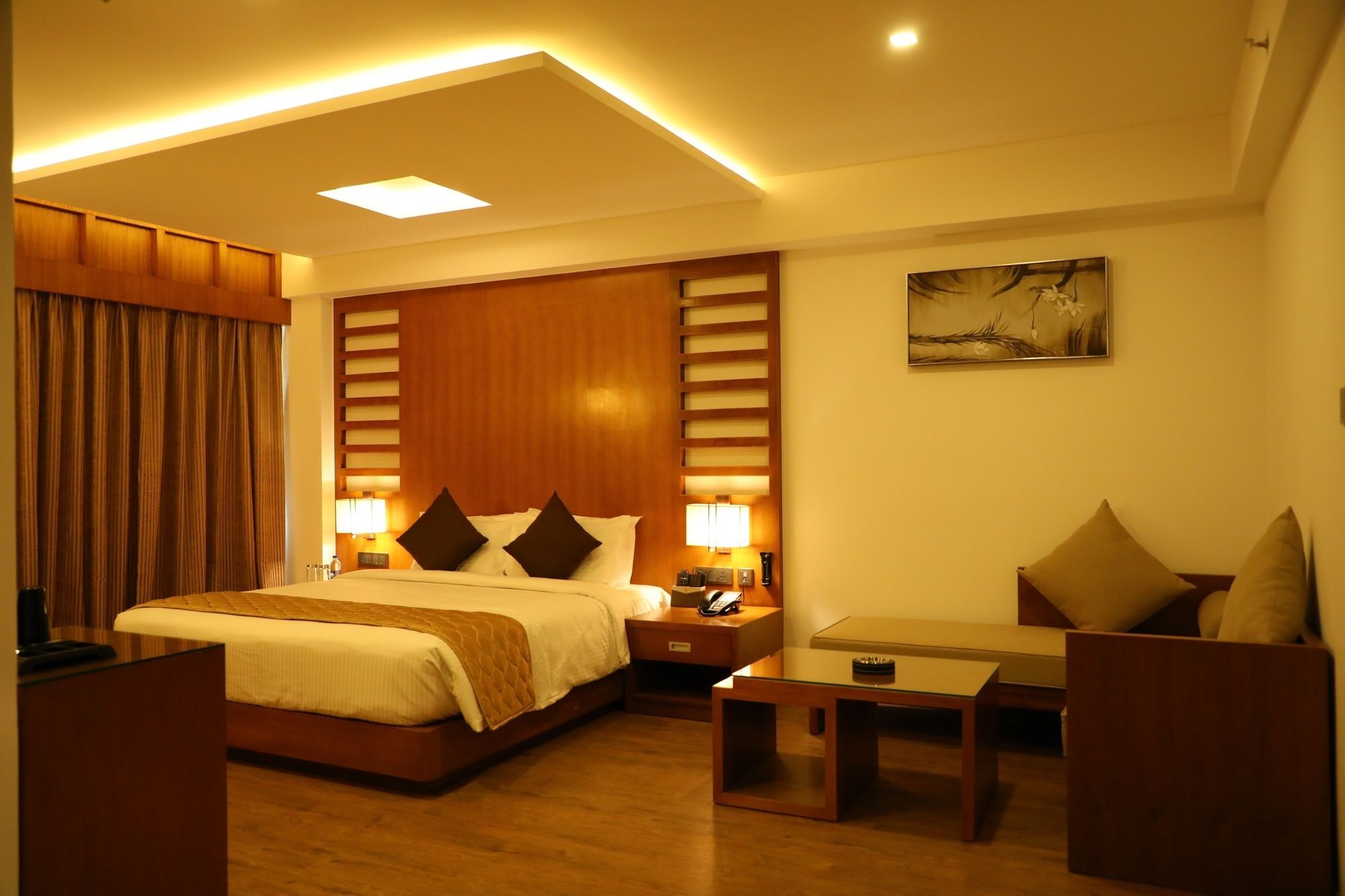 Hotel Karthika Park Kazhakuttam Kültér fotó